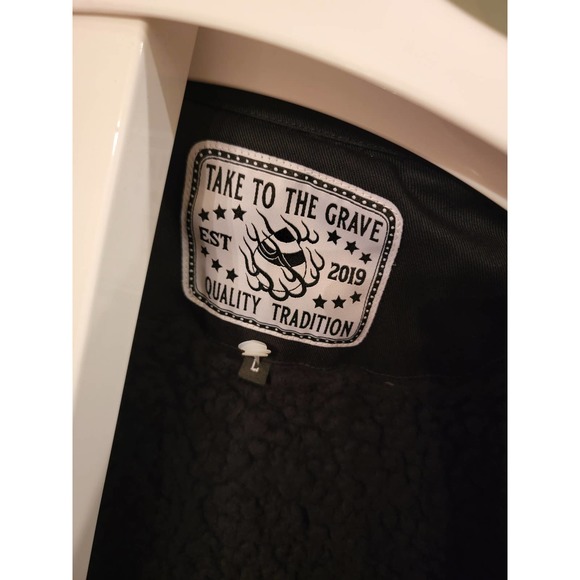Take to the Grave Anvil Sherpa Jacket - Picture 3 of 8